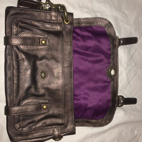 RARE! Coach Legacy Garcia bronze leather wristlet - Picture 3 of 8